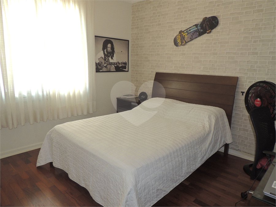 Apartamento à venda com 3 quartos, sendo 1 suíte, em Santo Amaro, São Paulo, SP