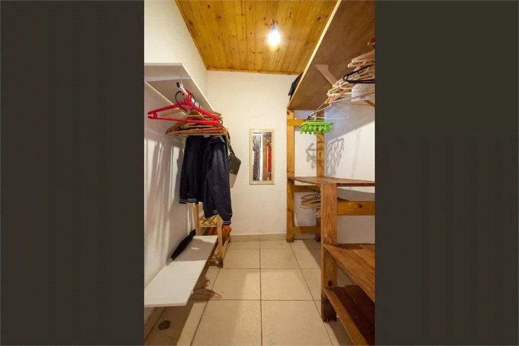 Casa Térrea à venda com 1 suíte em Vila Romana, São Paulo, SP