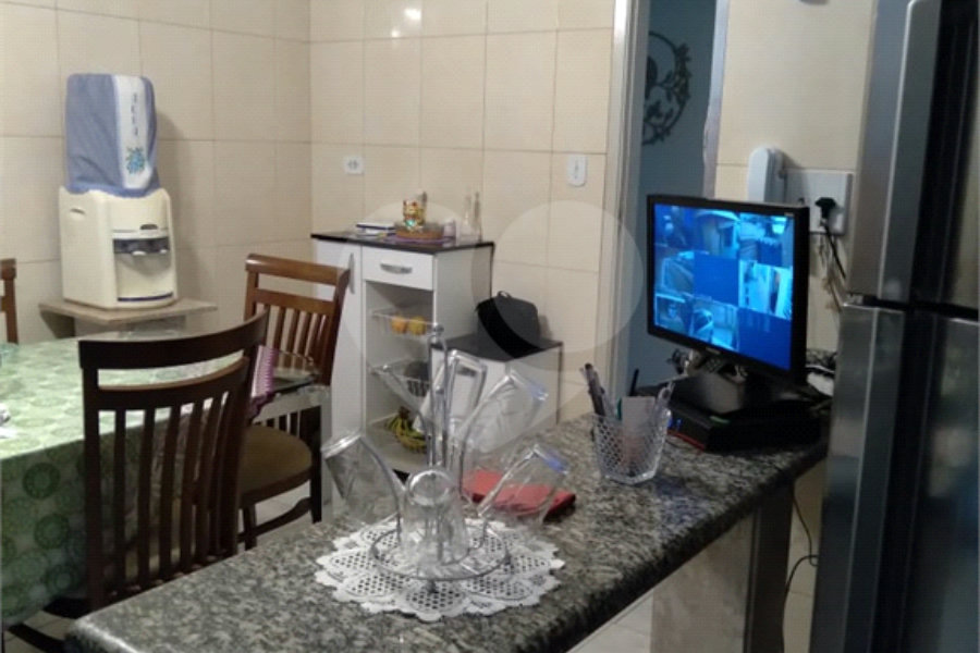 Casa Térrea à venda com 3 quartos, sendo 1 suíte, em Vila Galvão, Guarulhos, SP