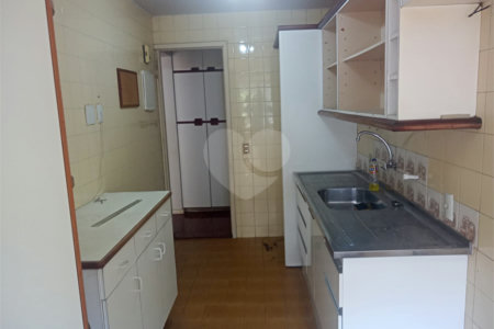 Apartamento à venda com 2 quartos, sendo 1 suíte,  em Tijuca, Rio de Janeiro, RJ
