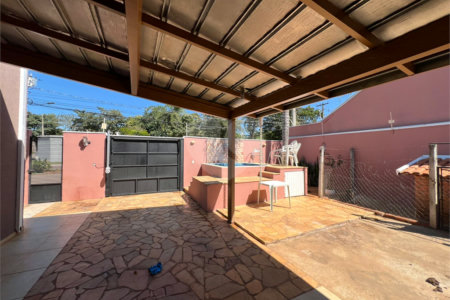 Casa à venda com 2 quartos, sendo 1 suíte,  em Estância Conceição, Itapetininga, SP
