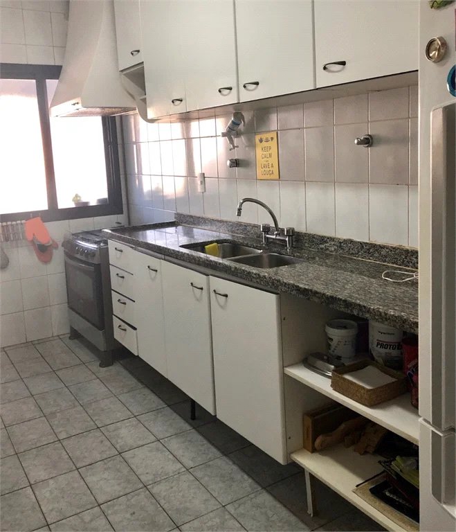 Apartamento à venda com 4 quartos, sendo 3 suítes, em Fazenda Morumbi, São Paulo, SP