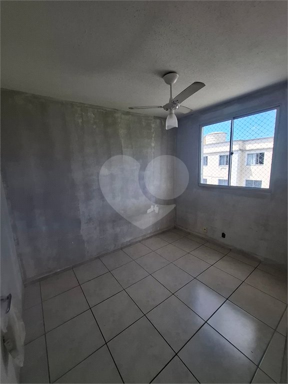 Apartamento para alugar com 2 quartos em Guaratiba, Rio de Janeiro, RJ