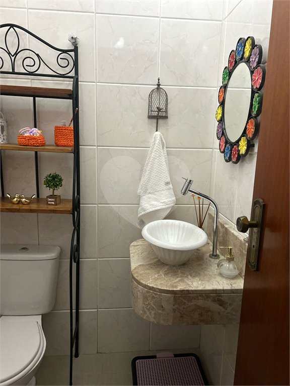 Sobrado à venda com 4 quartos, sendo 2 suítes,  em Jardim Bonfiglioli, São Paulo, SP