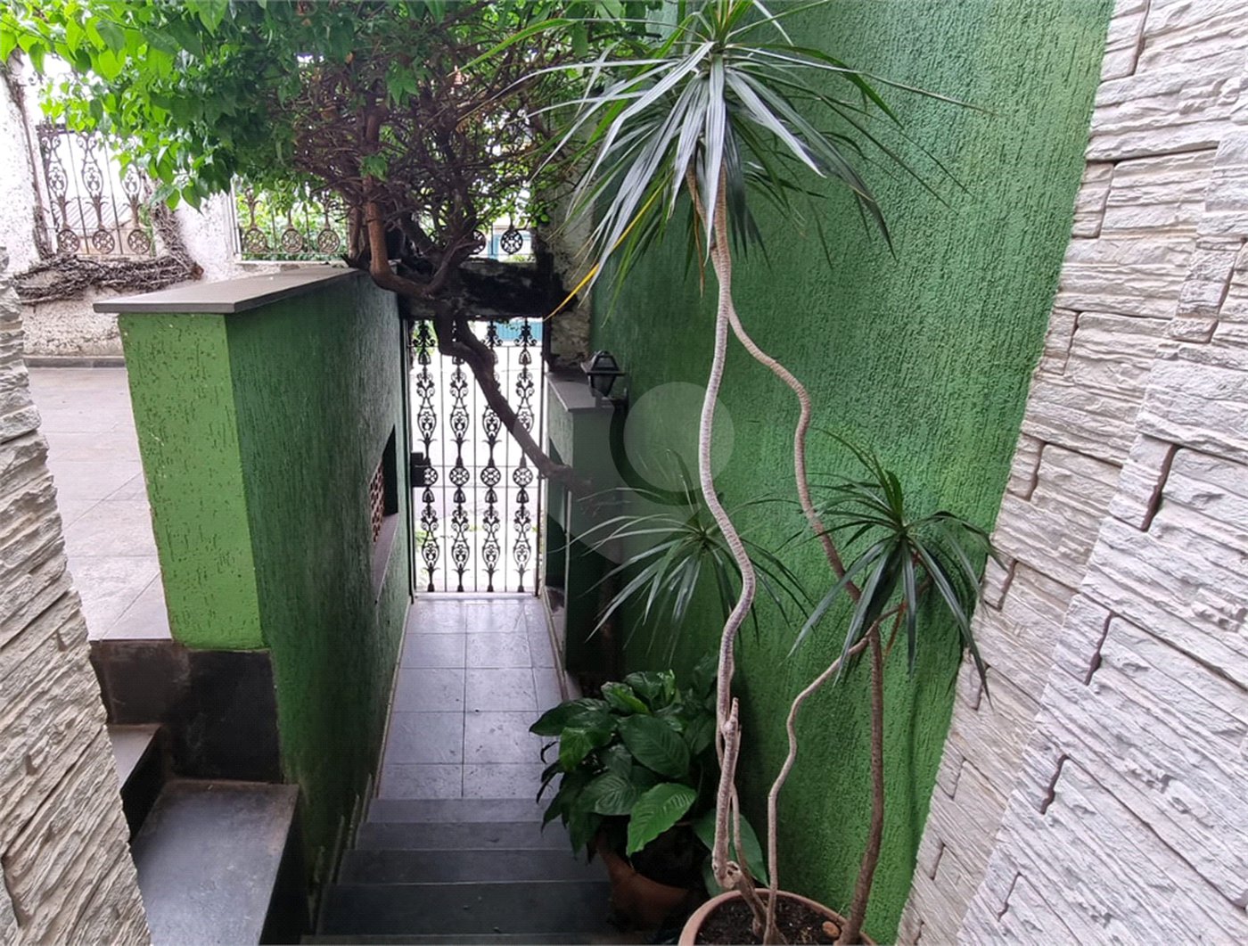 Sobrado à venda com 4 quartos em Vila Dom Pedro II, São Paulo, SP