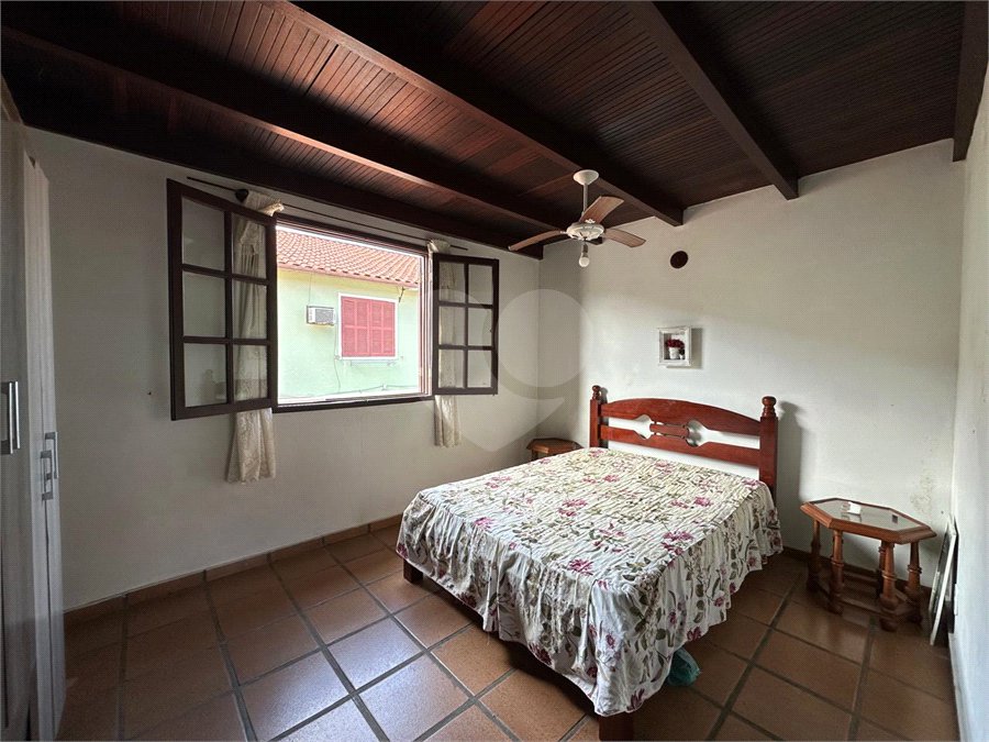 Casa em condomínio à venda com 2 quartos, sendo 1 suíte, em Ogiva, Cabo Frio, RJ