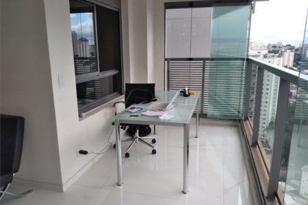 Apartamento à venda com 2 quartos, sendo 1 suíte,  em Vila Romana, São Paulo, SP