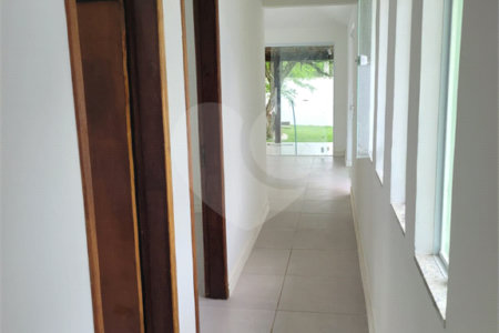 Terreno em condomínio à venda com 3 quartos, sendo 2 suítes, em Caravelas, Armação dos Búzios, RJ