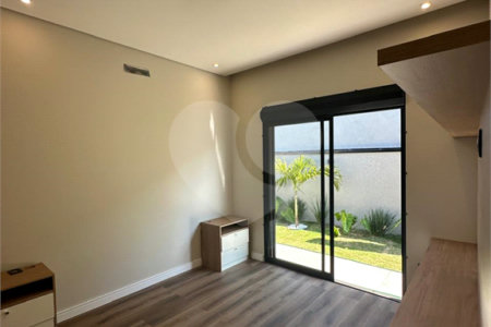 Casa à venda com 4 suítes no condomínio Granja Anita, Mogi das Cruzes - SP
