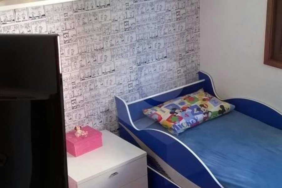 Sobrado à venda com 3 quartos, sendo 1 suíte, em Vila Nova Cachoeirinha, São Paulo, SP