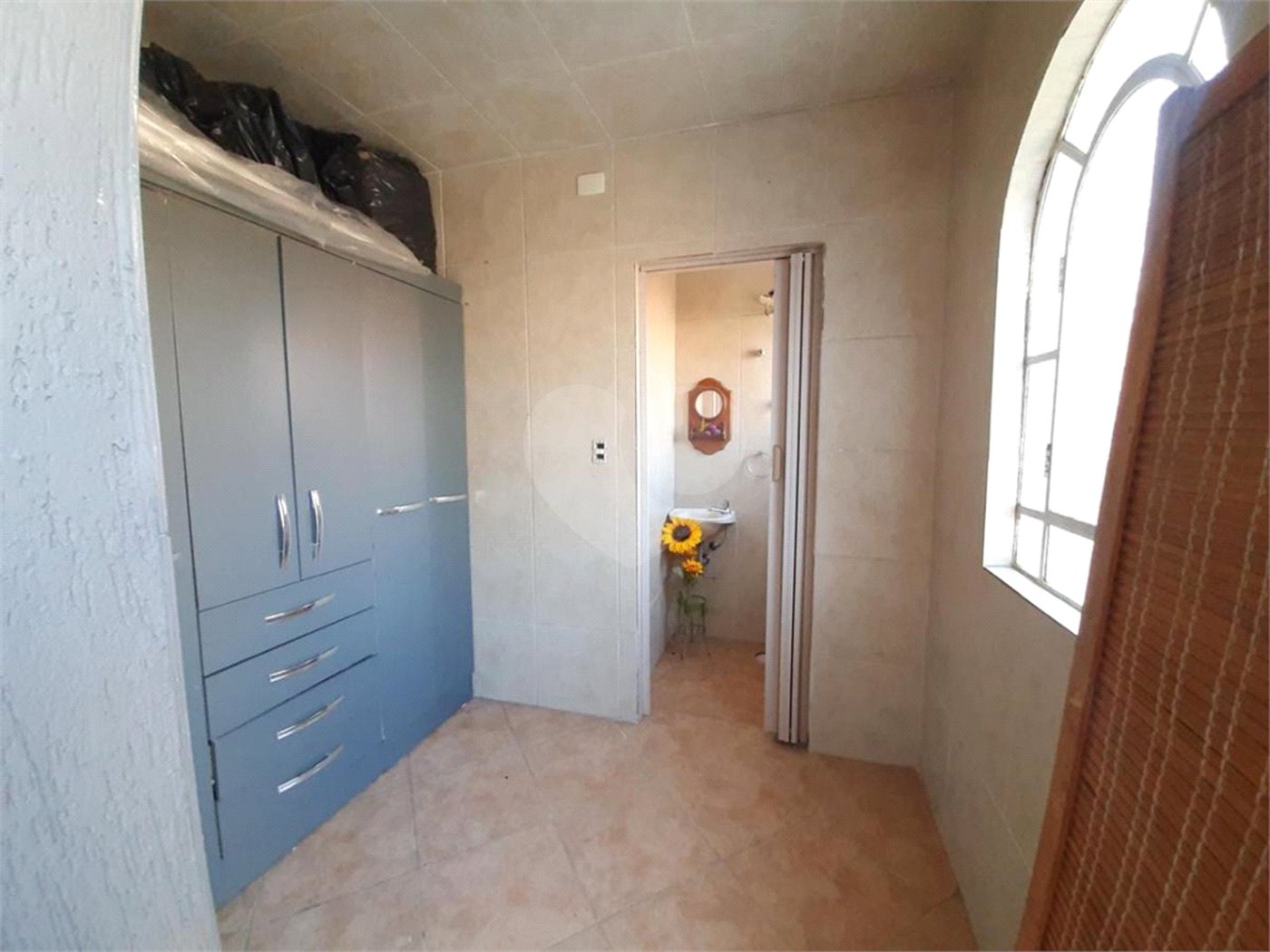 Sobrado à venda com 4 quartos, sendo 2 suítes, em Tremembé, São Paulo, SP