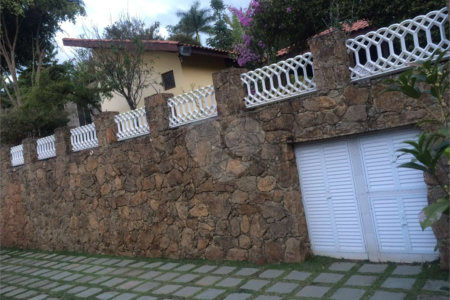 Casa Térrea à venda com 3 quartos, sendo 1 suíte,  em Alpes D'ouro, Bom Jesus dos Perdões, SP