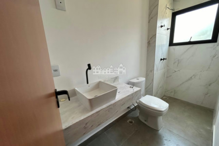 Apartamento à venda com 2 quartos, sendo 2 suítes, no Centro de Atibaia - SP