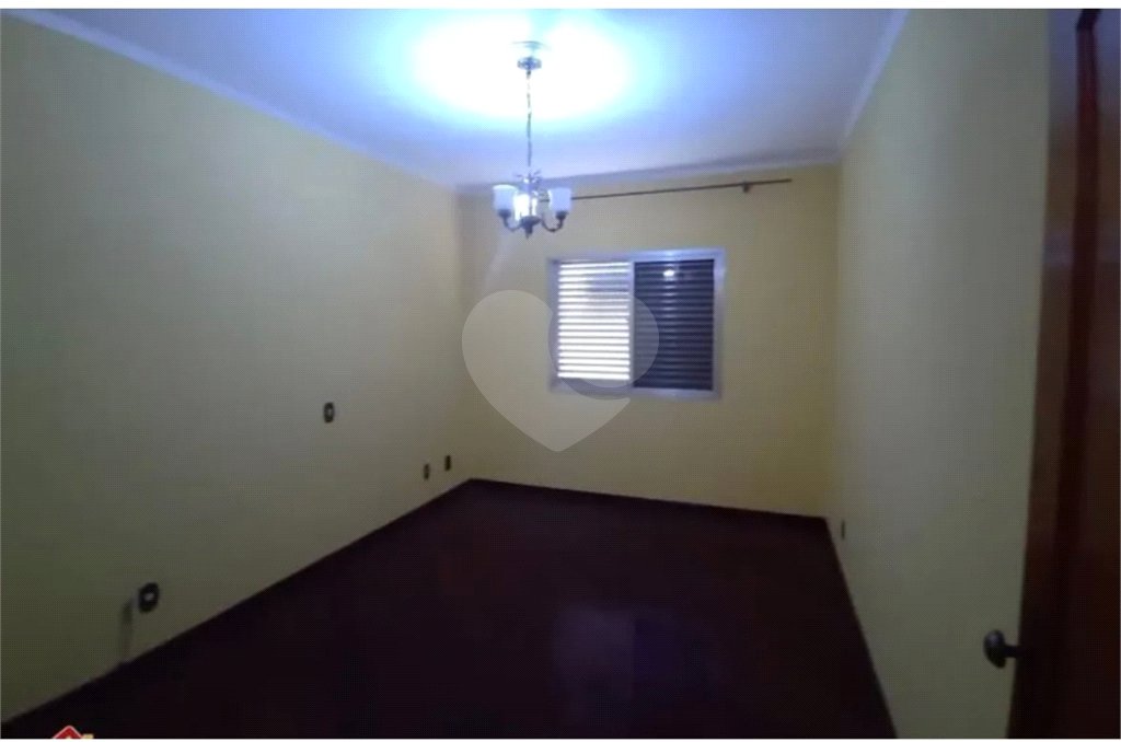 Casa à venda com 3 quartos, sendo 1 suíte,  em Vila Maria, São Paulo, SP