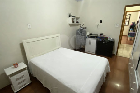 Casa à venda com 5 quartos, sendo 1 suíte, em Campo Belo, São Paulo, SP