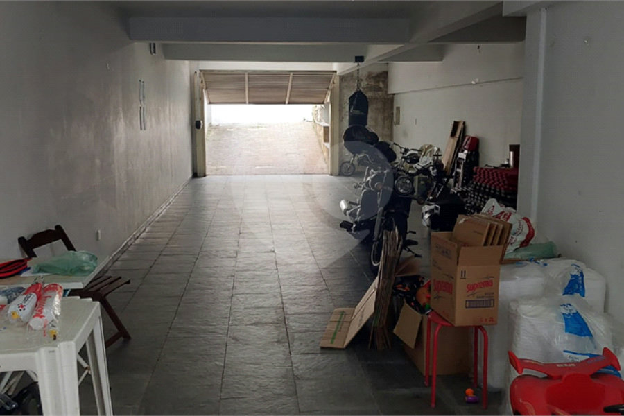 Sobrado à venda com 3 quartos, sendo 1 suíte, em Vila Constança, São Paulo, SP
