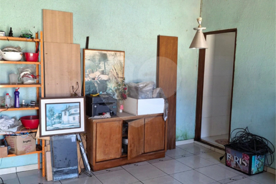 Casa à venda ou para alugar com 3 quartos, sendo 2 suítes, no condomínio Jardim da Montanha I, Mairiporã - SP