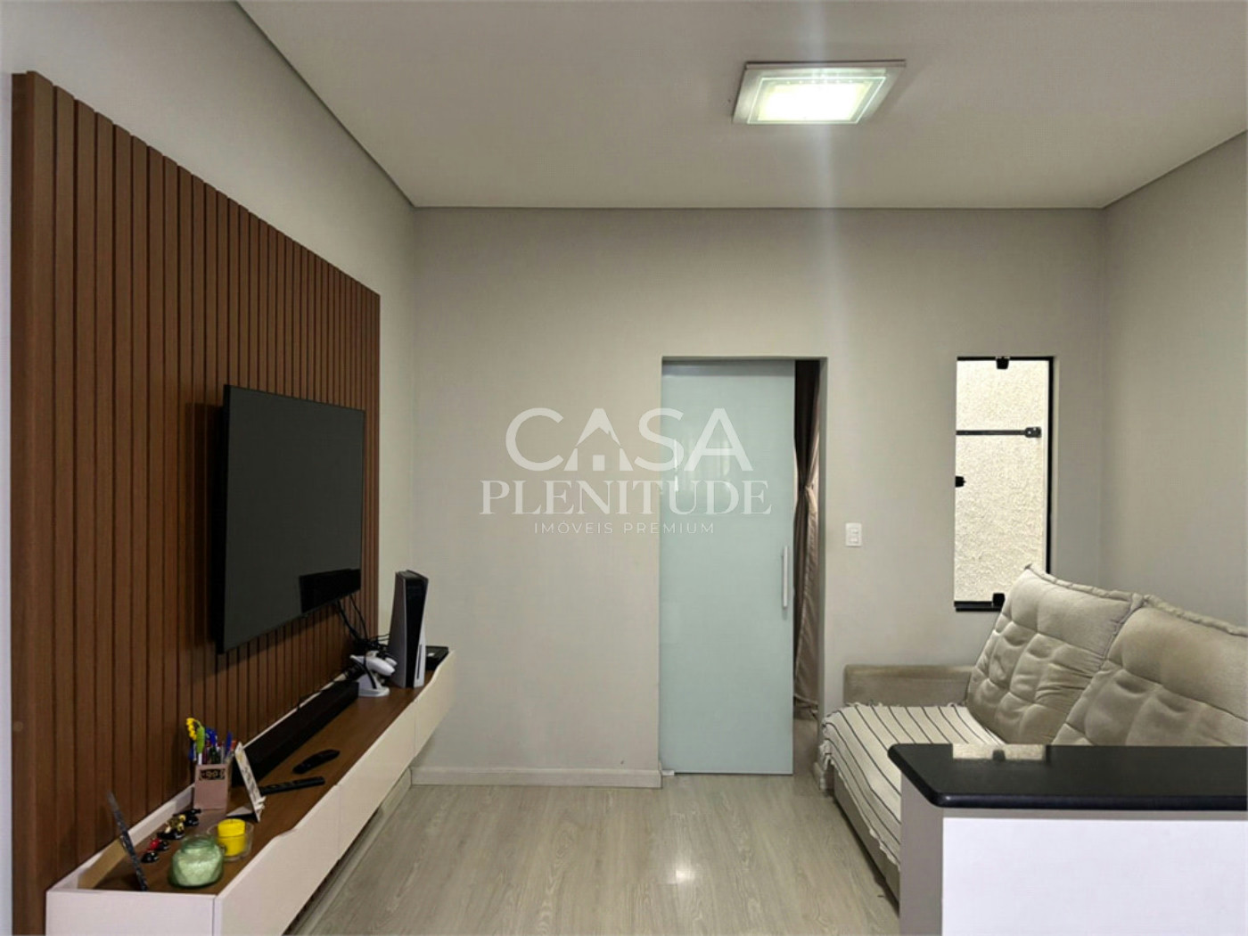 Casa à venda com 1 suíte em Parque São Bento, Sorocaba, SP