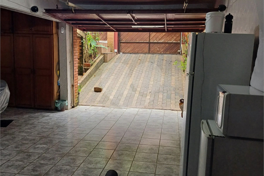 Sobrado à venda com 4 quartos, sendo 1 suíte, em Tremembé, São Paulo, SP