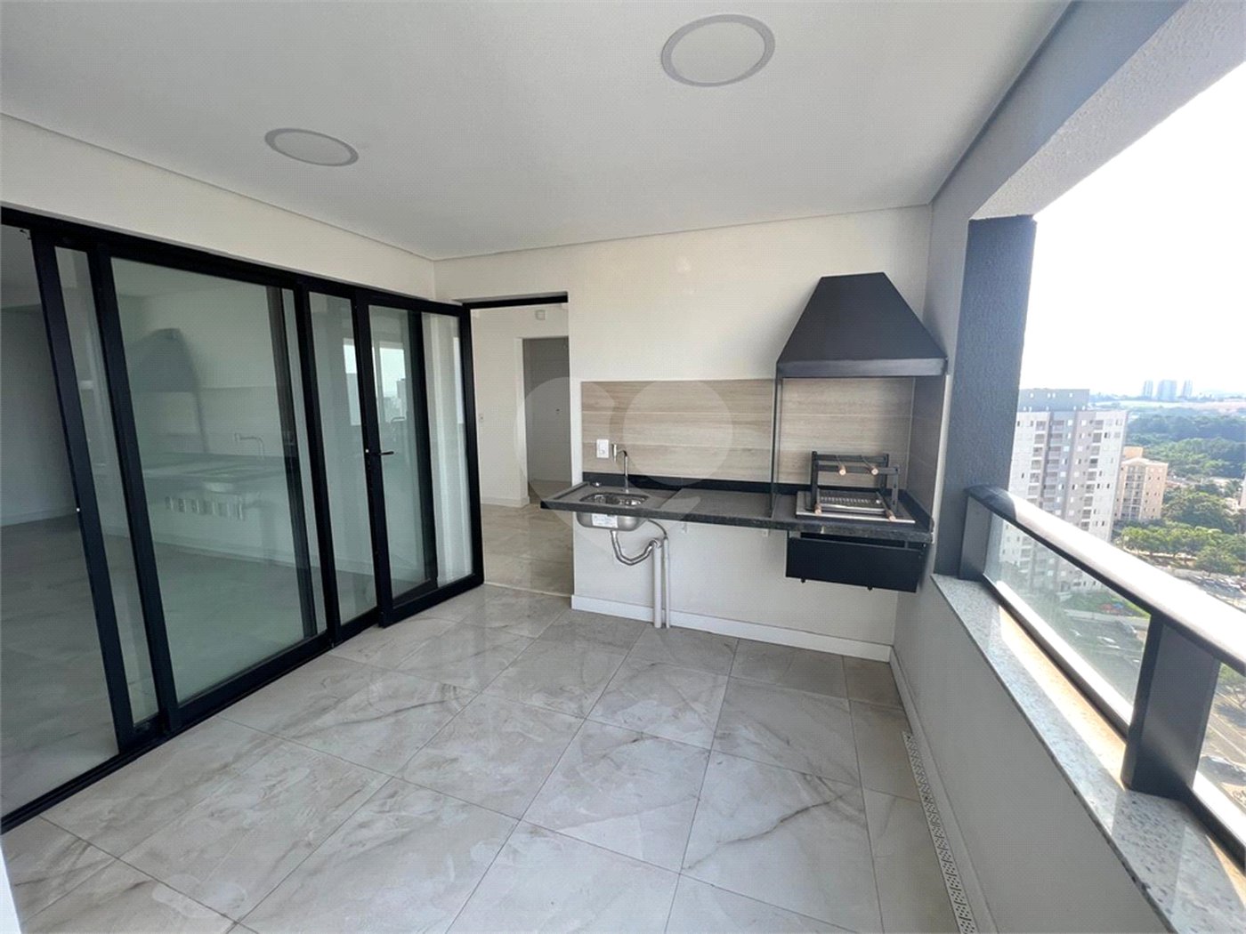Apartamento à venda com 2 suítes em Parque Campolim, Sorocaba, SP