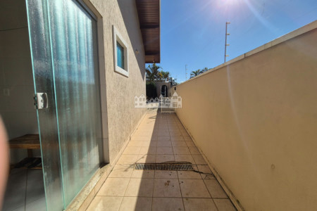Casa à venda com 3 quartos, sendo 1 suíte, em Retiro das Fontes, Atibaia, SP