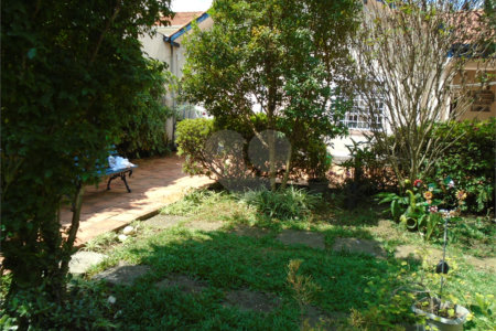 Casa Térrea à venda com 3 quartos em Campo Belo, São Paulo, SP