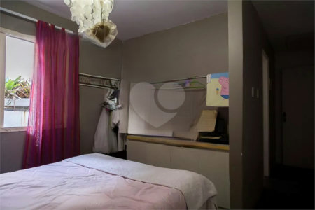Casa à venda com 6 quartos, sendo 5 suítes,  em Vila do Encontro, São Paulo, SP