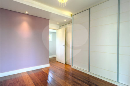 Casa à venda com 4 suítes no condomínio Villa Borghese, Indaiatuba - SP