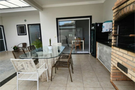Casa à venda com 4 quartos, sendo 2 suítes, no condomínio Ibiti Royal Park, Sorocaba - SP