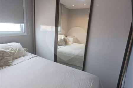 Apartamento à venda com 2 quartos em Parque Industrial Tomas Edson, São Paulo, SP