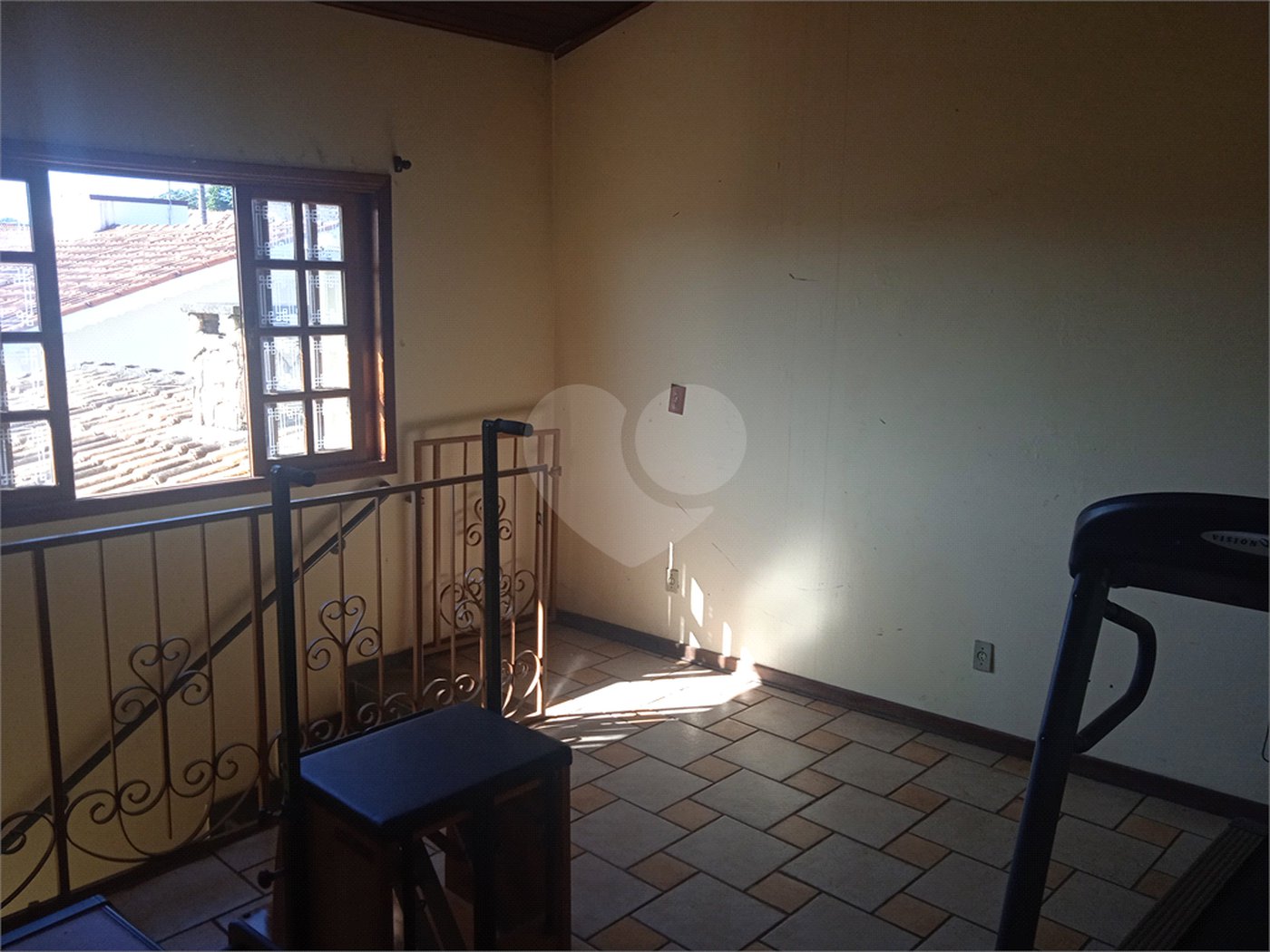 Casa à venda com 8 quartos, sendo 3 suítes, em Jardim Terceiro Centenário, Atibaia, SP