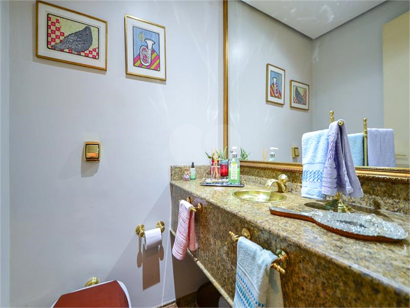 Apartamento à venda com 3 suítes em Vila Suzana, São Paulo, SP