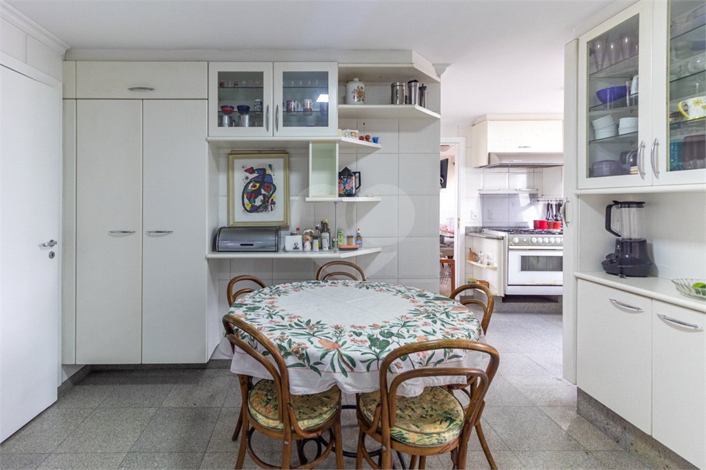Apartamento à venda com 3 quartos, sendo 1 suíte, em Perdizes, São Paulo, SP