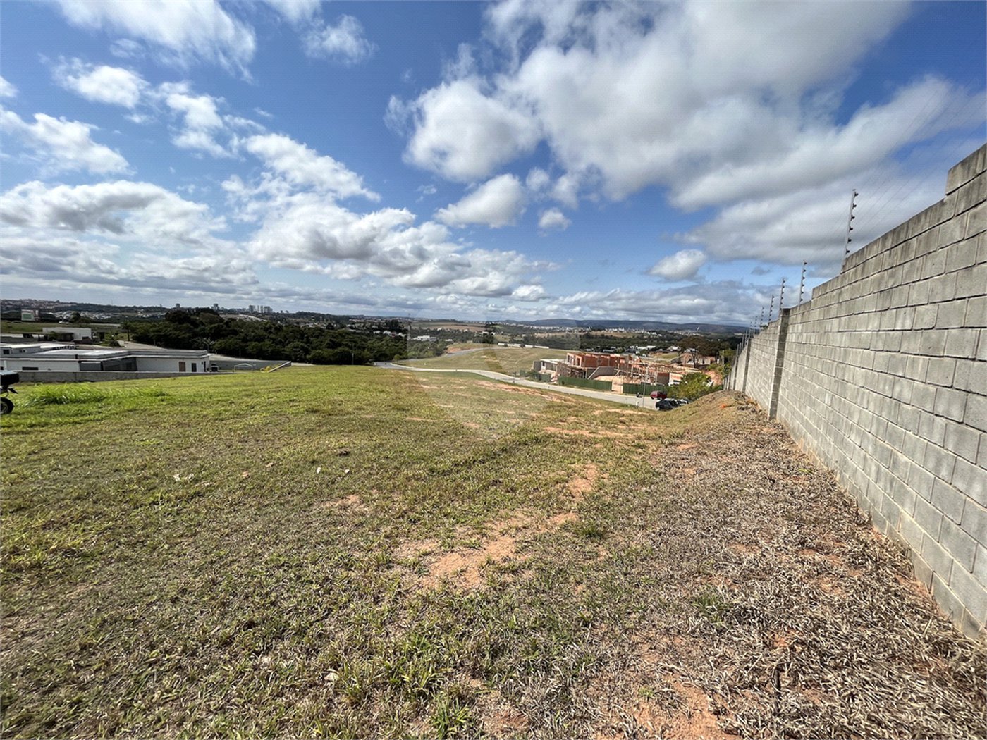 Terreno à venda no condomínio Up Residencial, Votorantim - SP