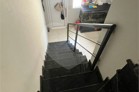 Casa de Vila à venda com 3 quartos em Vila Curuçá, São Paulo, SP
