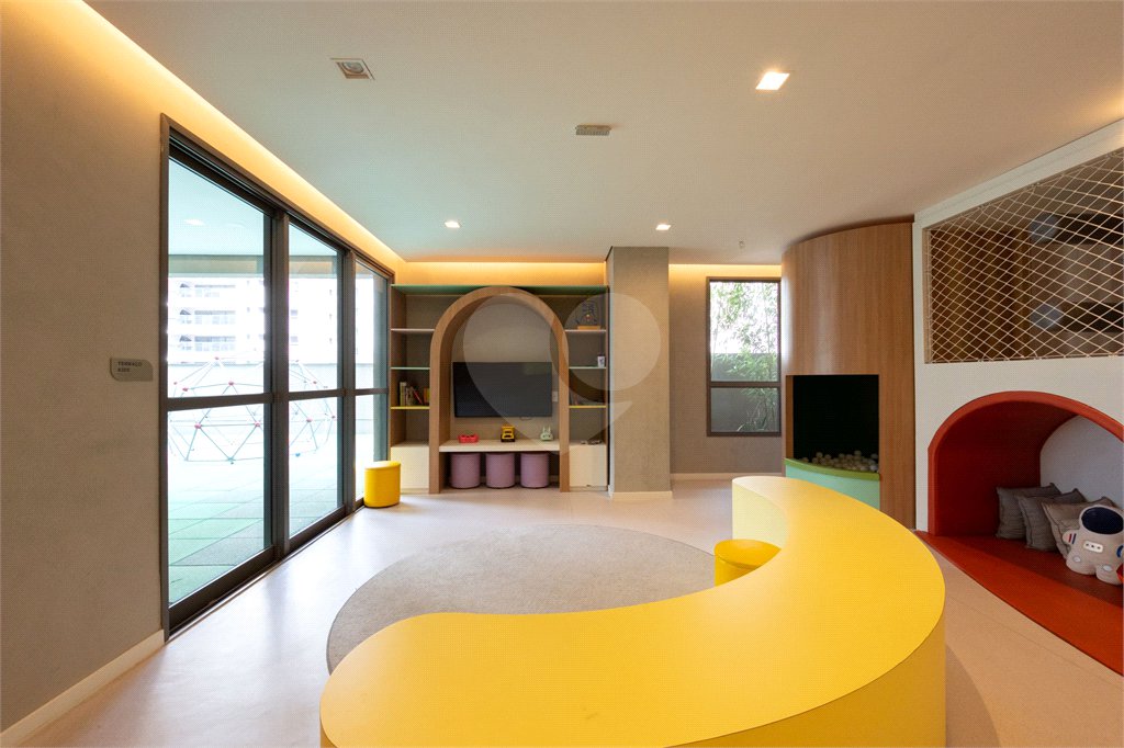 Apartamento à venda com 3 suítes em Vila Clementino, São Paulo, SP