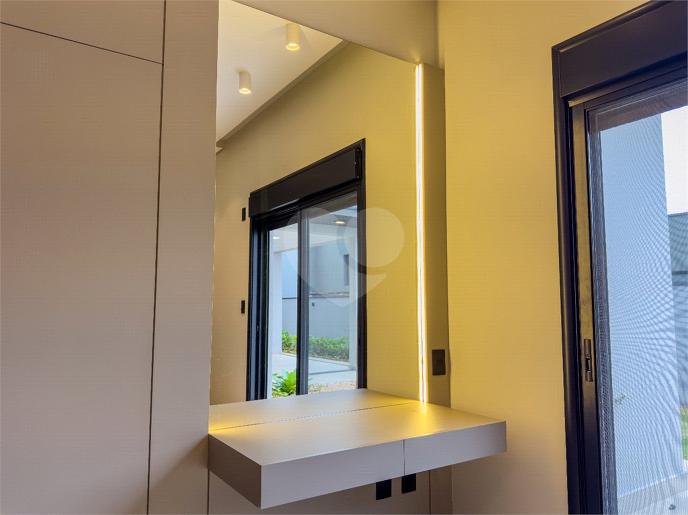 Casa à venda com 3 suítes no condomínio Residencial Helvétia Park, Indaiatuba - SP