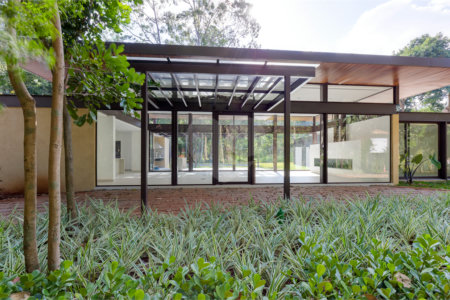 Casa à venda com 5 suítes no condomínio Chácara Flora, São Paulo - SP