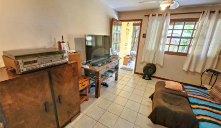 Casa em condomínio à venda com 3 quartos, sendo 1 suíte,  em Rasa, Armação dos Búzios, RJ
