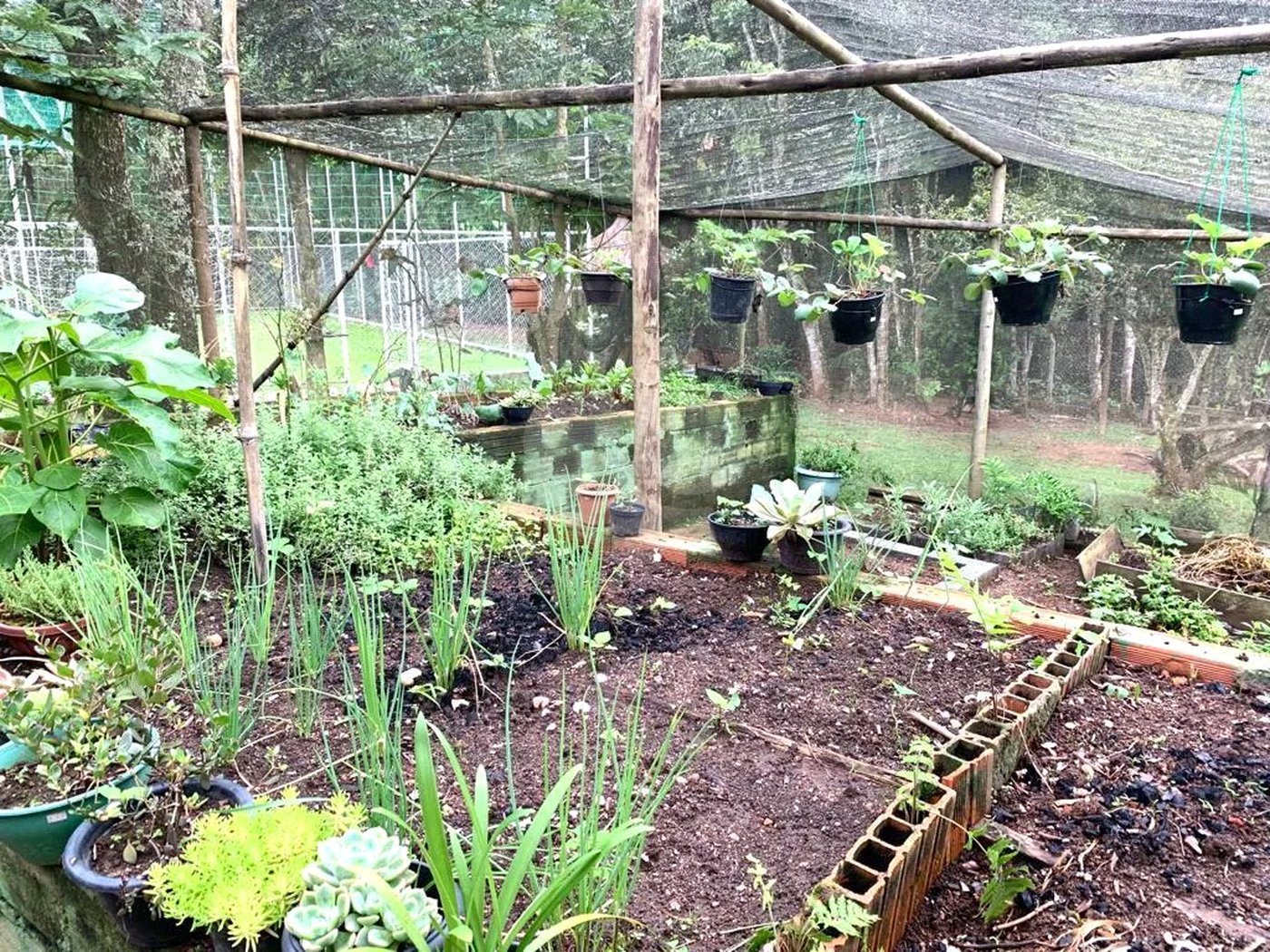 Casa à venda com 10 quartos, sendo 3 suítes, no condomínio Chácaras Campo Verde, Campo Limpo Paulista - SP