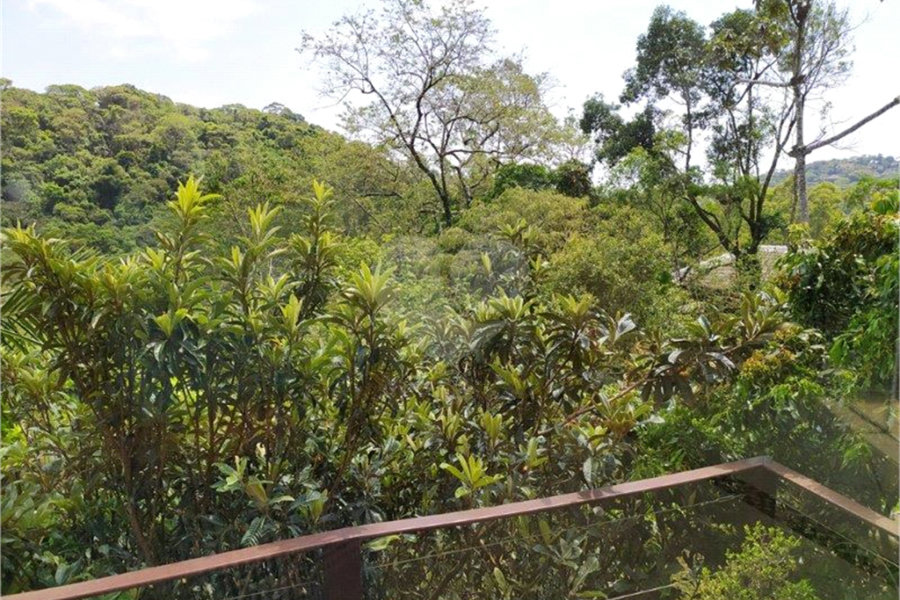 Casa à venda com 4 suítes no condomínio Parque Imperial, Mairiporã - SP