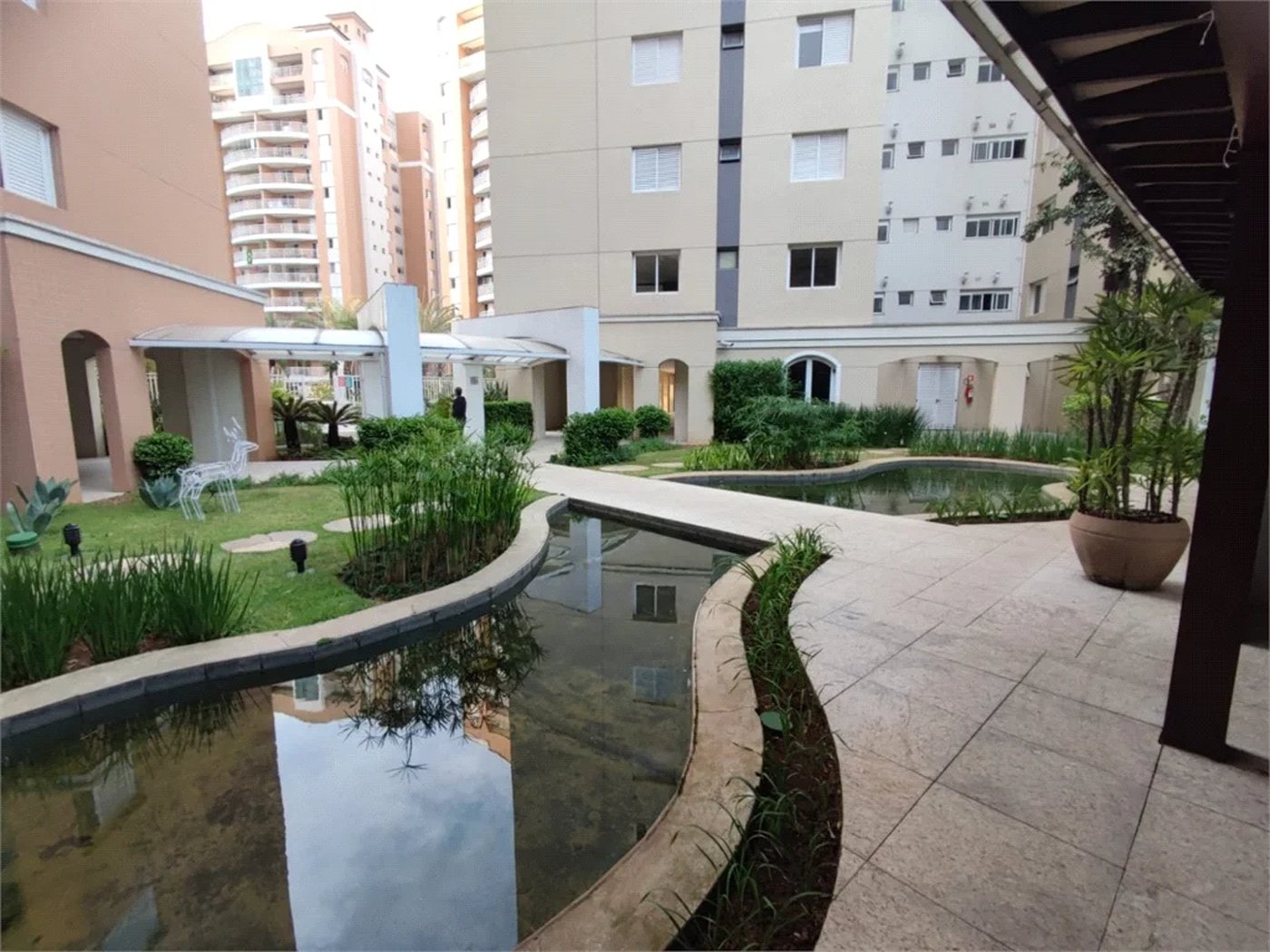 Cobertura à venda com 4 quartos, sendo 2 suítes,  em Alto da Lapa, São Paulo, SP