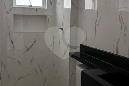 Apartamento à venda com 2 quartos em Vila Vitório Mazzei, São Paulo, SP