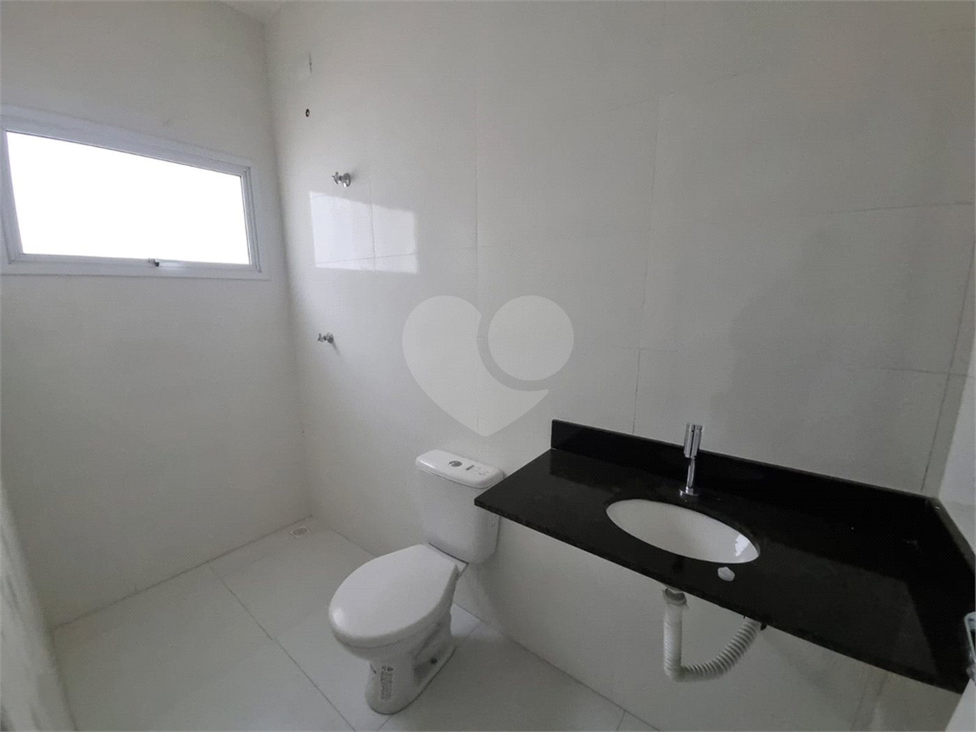Casa à venda com 2 suítes no condomínio Residencial Américo Figueiredo, Sorocaba - SP