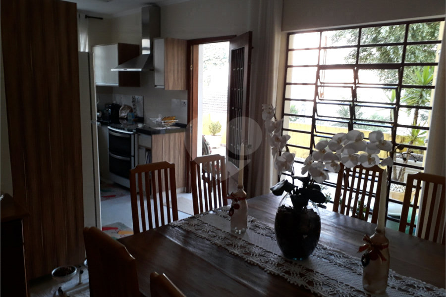 Sobrado à venda com 3 quartos, sendo 1 suíte, em Tremembé, São Paulo, SP