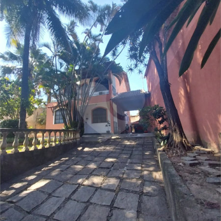 Casa à venda com 5 quartos, sendo 2 suítes, em Campo Grande, Rio de Janeiro, RJ