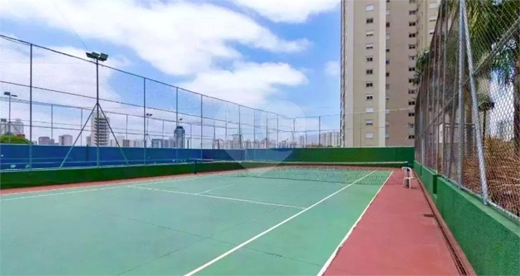 Apartamento à venda com 3 quartos, sendo 1 suíte, em Jardim Zaira, Guarulhos, SP