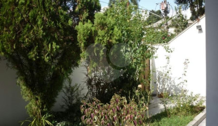 Sobrado à venda com 3 quartos, sendo 1 suíte,  em Horto Florestal, São Paulo, SP