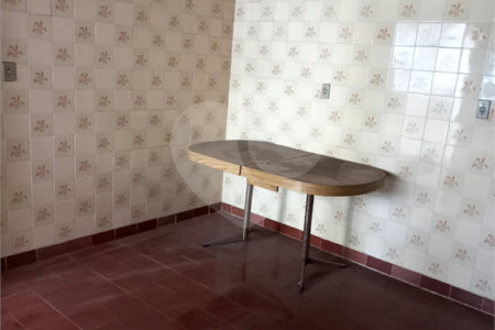 Sobrado à venda com 3 quartos, sendo 1 suíte, em Vila Lageado, São Paulo, SP