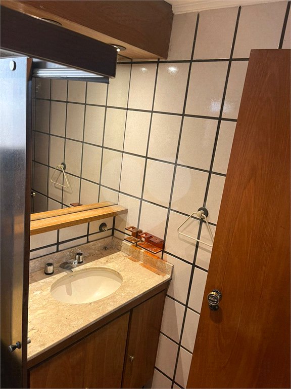Apartamento à venda com 4 suítes em Vila Uberabinha, São Paulo, SP
